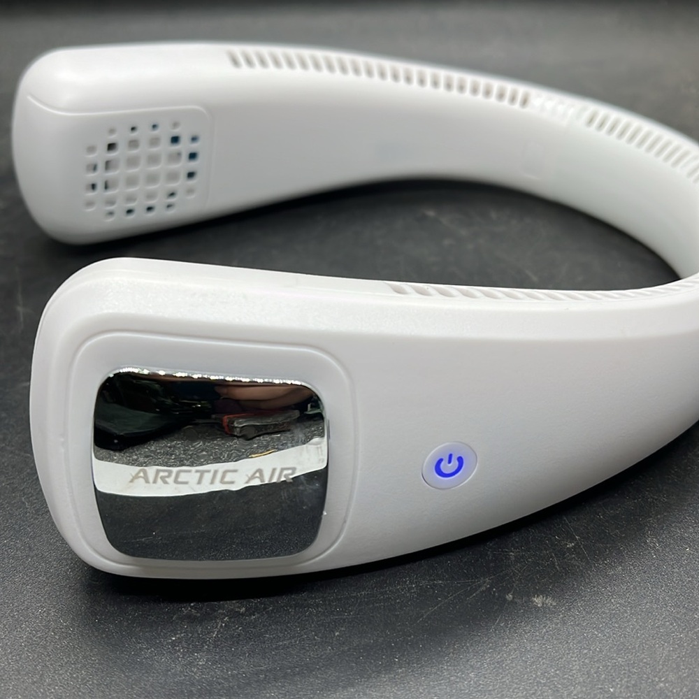 Hands-Free Wearable Neck Fan – White - Picture 6 of 6